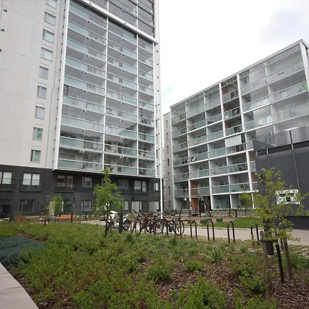 Forenom Serviced Matinkylae Daire *